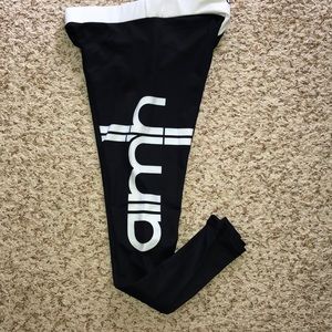 Aimn yoga pants!